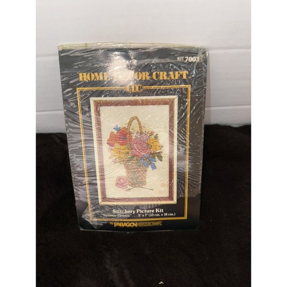 Paragon Needlecraft Other - Paragon Needlecraft Summer Flowers Stitchery Picture Kit 1984", 5 x 7 NIP